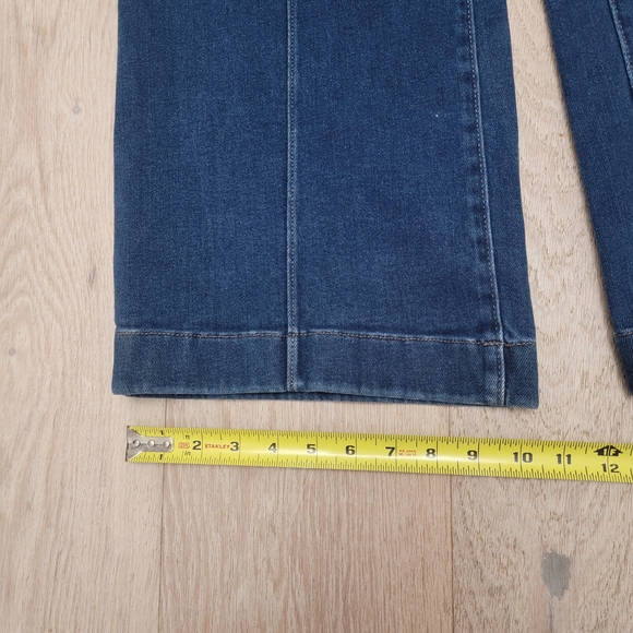 LC Lauren Conrad Dark Blue Flare Jeans - Picture 4 of 8